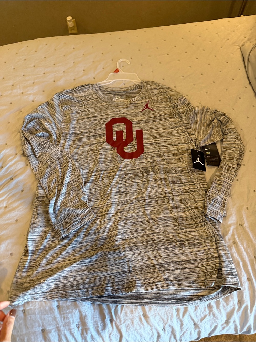 Jordan Men's Gray Heather Long-Sleeve Shirt with Crimson OU Logo
